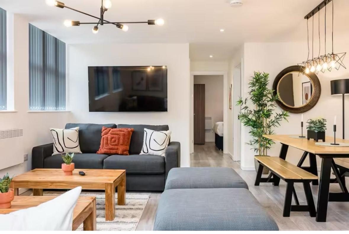 The Coach House By Elite